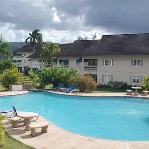 chalet-cassie.hotelsnegriljamaica.com/